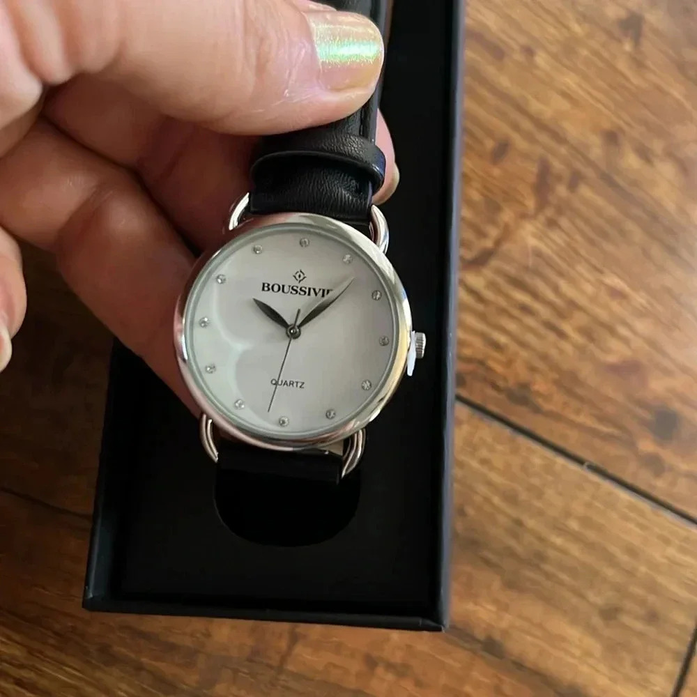 Boussivie Women Watch